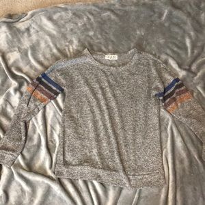 Lightweight sweater